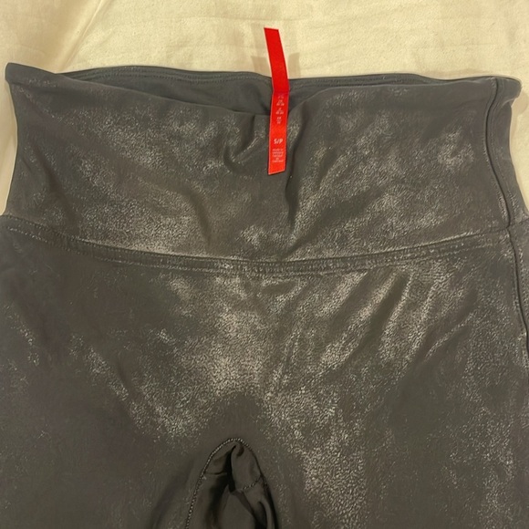 Spanx leggings - Picture 3 of 3